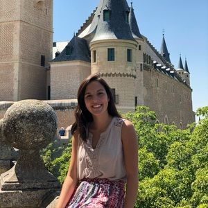 Meet your Posher, Abby